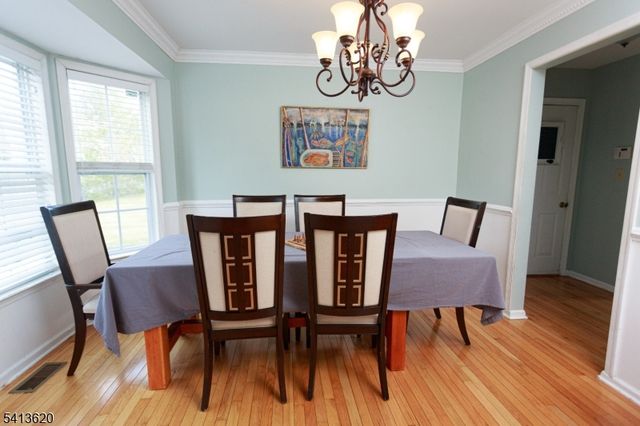 6 Robeson Rdg, Oxford Twp., NJ 07863