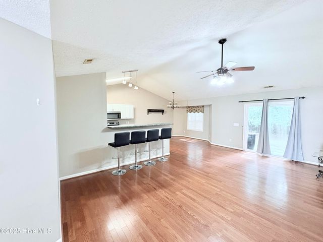 110 Sycamore Drive, Jacksonville, NC 28546