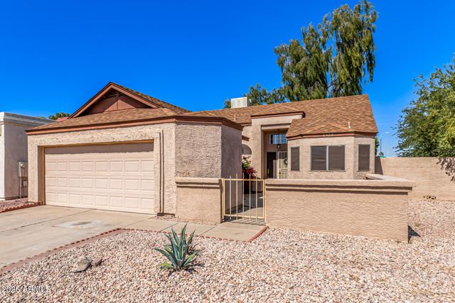 6530 W NORTH Lane, Glendale, AZ 85302