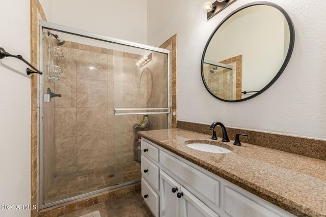 6530 W NORTH Lane, Glendale, AZ 85302