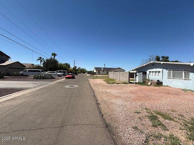 17601 N 22ND Place, Phoenix, AZ 85022