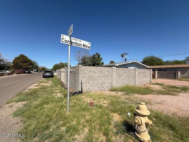 17601 N 22ND Place, Phoenix, AZ 85022