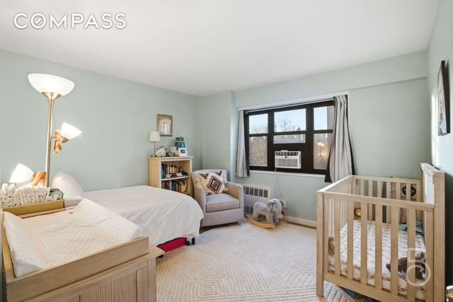 3364 21st St Apt 6D, New York City, NY 11106