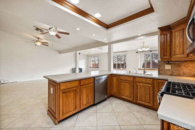 6818 W Avenue A2, Lancaster, CA 93536