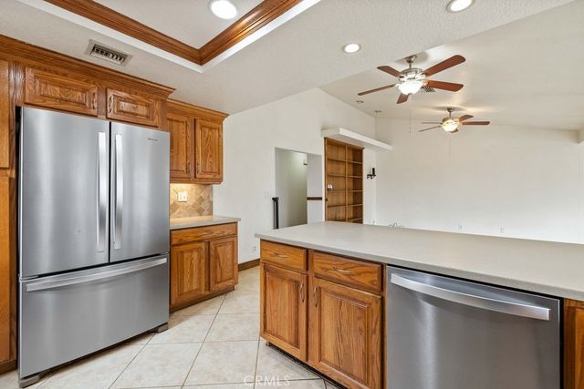 6818 W Avenue A2, Lancaster, CA 93536