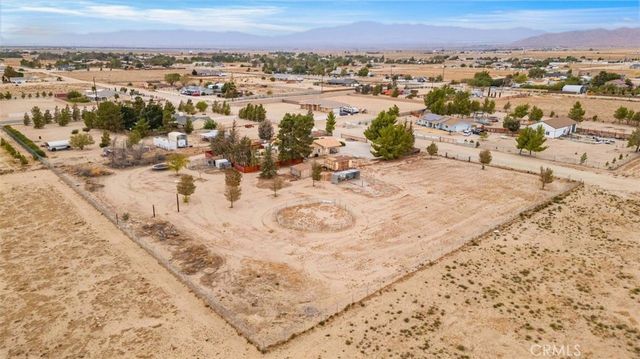 6818 W Avenue A2, Lancaster, CA 93536