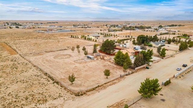 6818 W Avenue A2, Lancaster, CA 93536