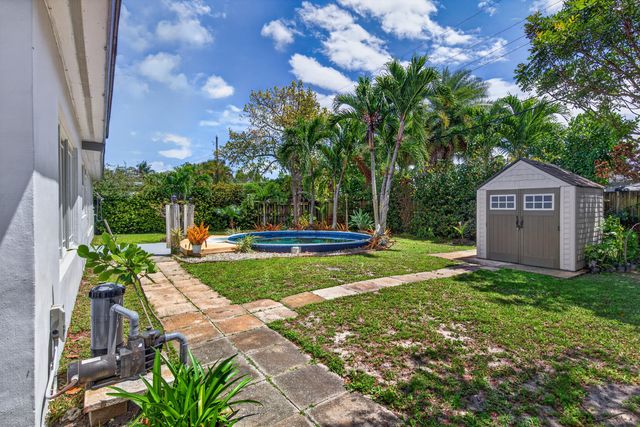 818 NW 28th Court, Wilton Manors, FL 33311