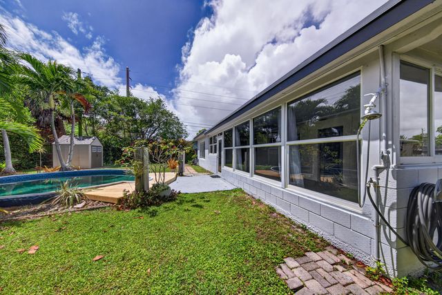 818 NW 28th Court, Wilton Manors, FL 33311