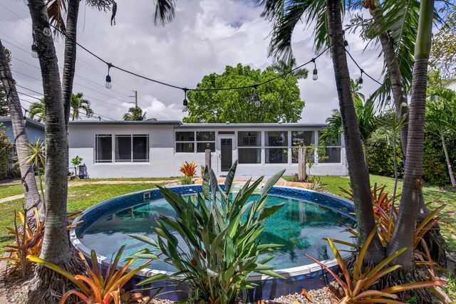 818 NW 28th Court, Wilton Manors, FL 33311