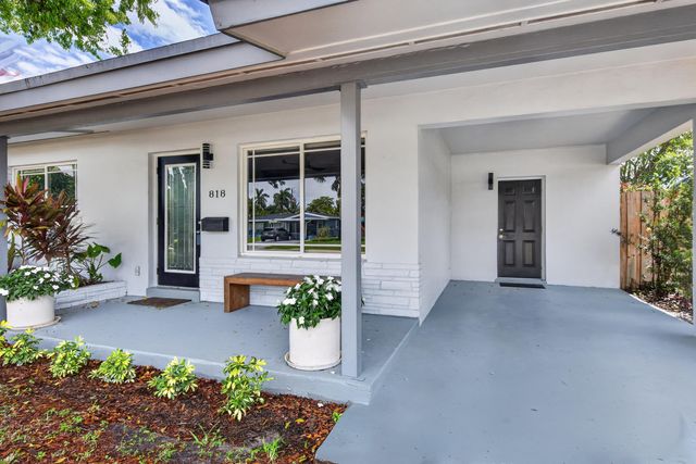 818 NW 28th Court, Wilton Manors, FL 33311