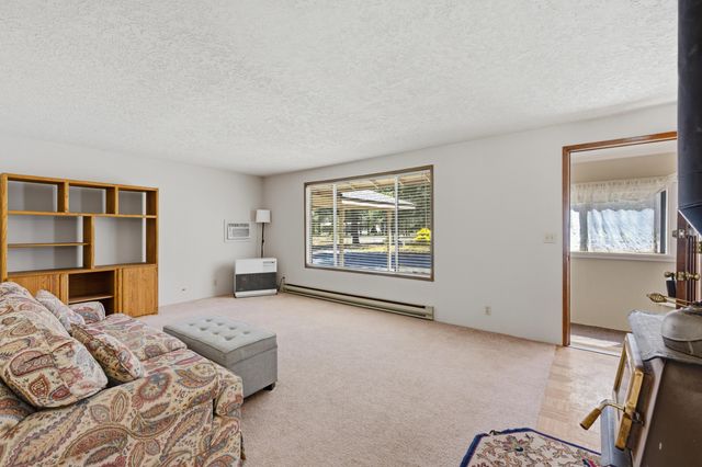 50868 Doe Loop, La Pine, OR 97739