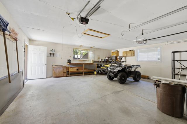 50868 Doe Loop, La Pine, OR 97739