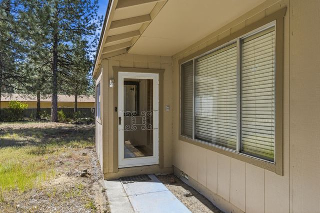 50868 Doe Loop, La Pine, OR 97739