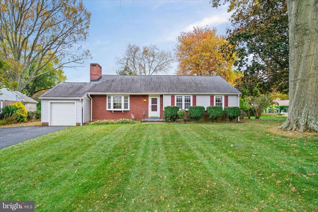 42 PASCHALL RD, Wilmington, DE 19803