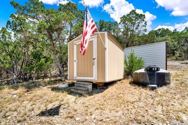 223 CANYON VIEW DR, Pipe Creek, TX 78063
