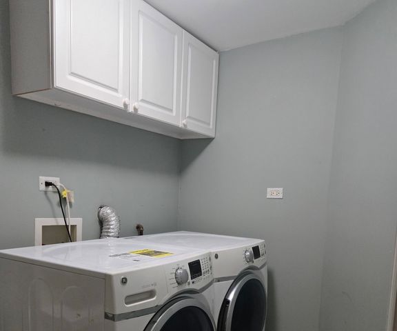 5948 S King Drive 1, Chicago, IL 60637