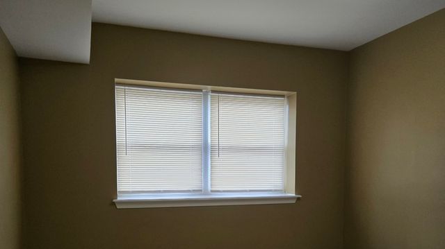 5948 S King Drive 1, Chicago, IL 60637