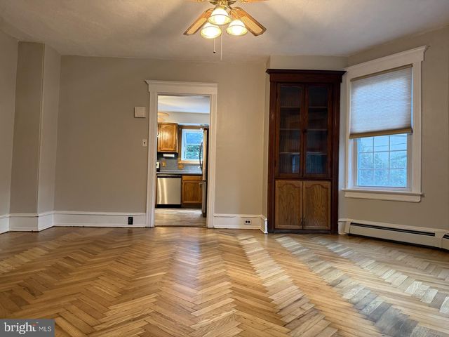 54 W MAIN ST, Wrightstown, NJ 08562