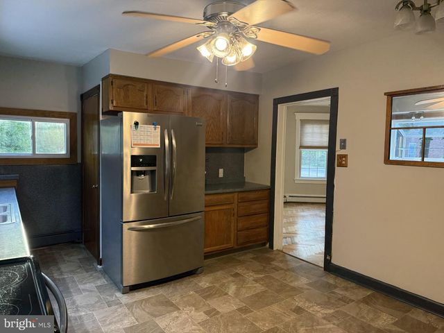 54 W MAIN ST, Wrightstown, NJ 08562