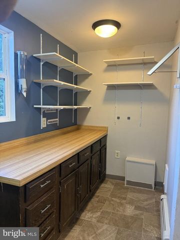 54 W MAIN ST, Wrightstown, NJ 08562