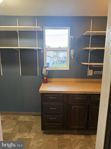 54 W MAIN ST, Wrightstown, NJ 08562