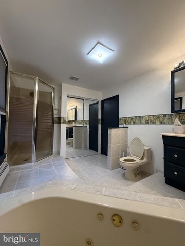 54 W MAIN ST, Wrightstown, NJ 08562