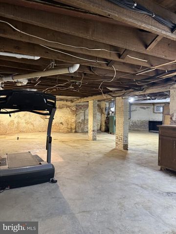 54 W MAIN ST, Wrightstown, NJ 08562