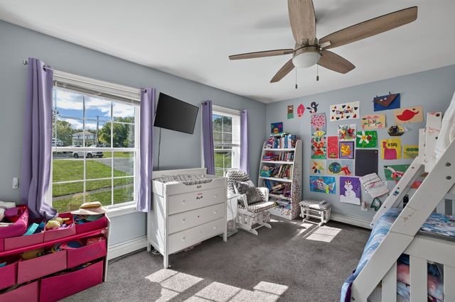 550 South St, Somerset, MA 02726