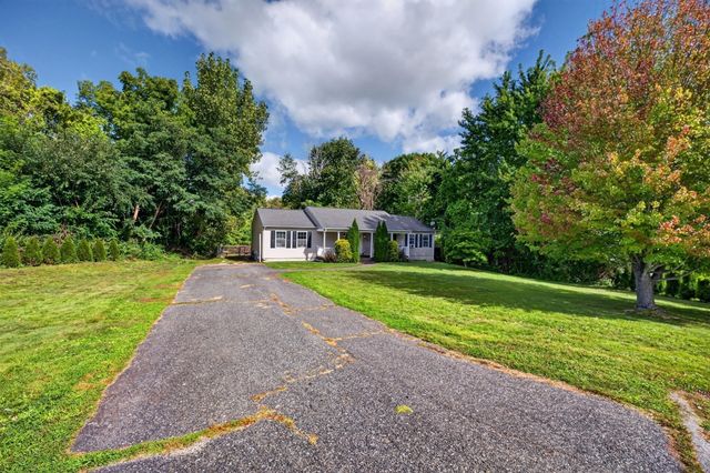 550 South St, Somerset, MA 02726