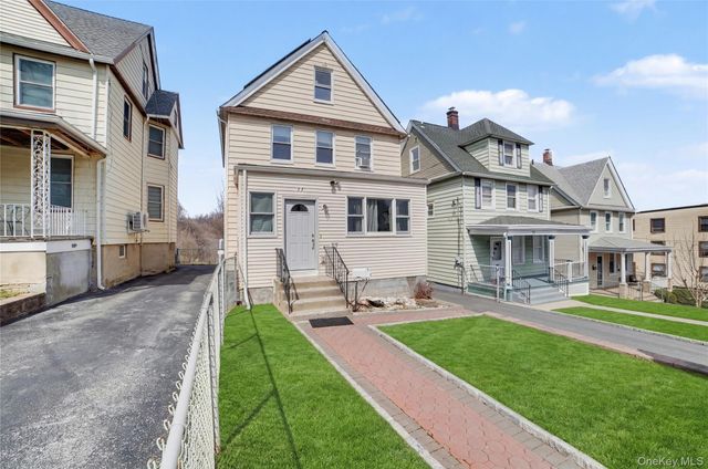 77 Robertson Avenue, White Plains, NY 10606