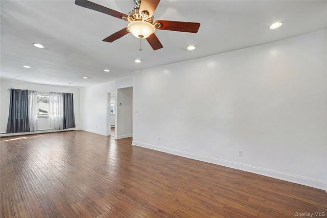 77 Robertson Avenue, White Plains, NY 10606