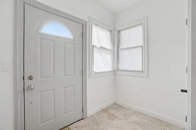 77 Robertson Avenue, White Plains, NY 10606