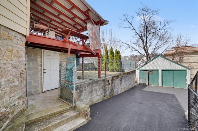 77 Robertson Avenue, White Plains, NY 10606