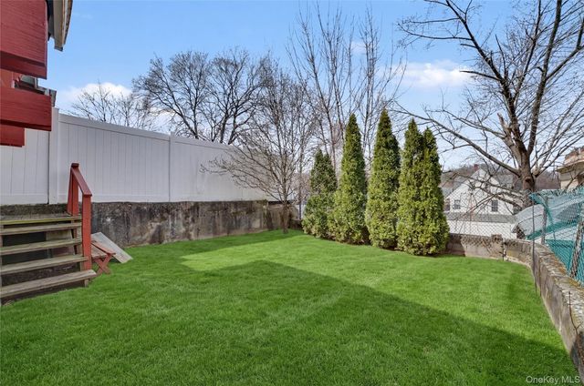 77 Robertson Avenue, White Plains, NY 10606