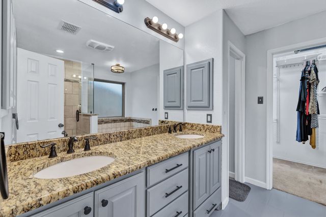 317 Benton Drive, Roanoke, TX 76262