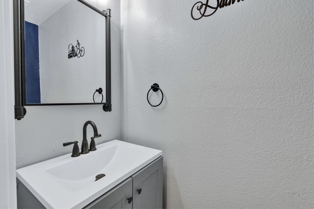 317 Benton Drive, Roanoke, TX 76262