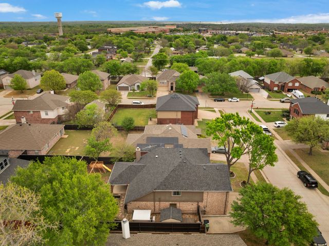 317 Benton Drive, Roanoke, TX 76262