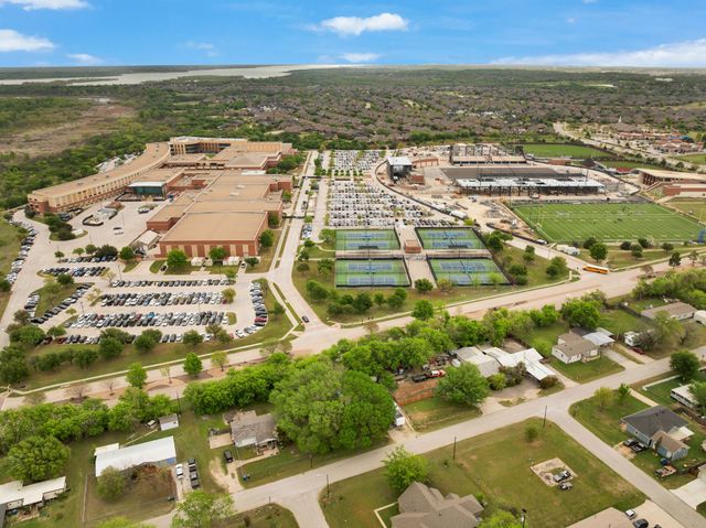 317 Benton Drive, Roanoke, TX 76262