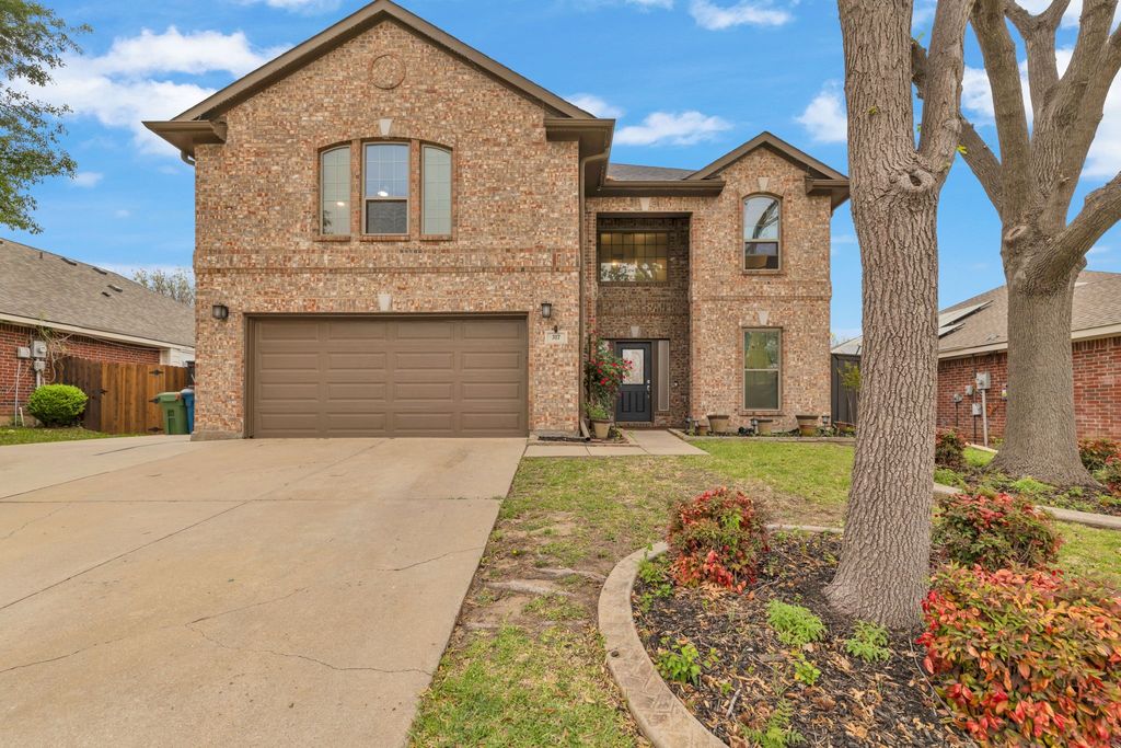 317 Benton Drive, Roanoke, TX 76262