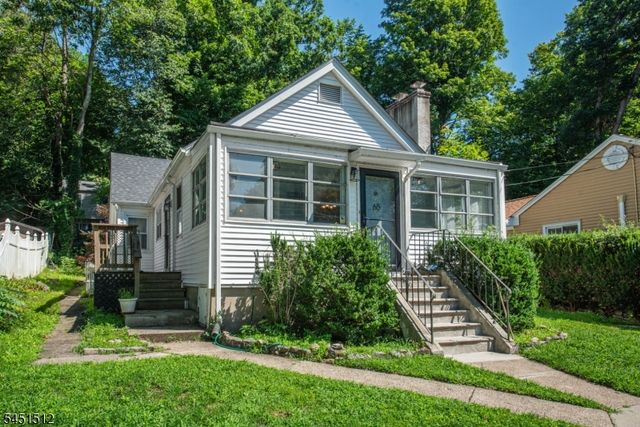 65 Kraft Pl, Ringwood Boro, NJ 07456