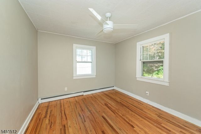 65 Kraft Pl, Ringwood Boro, NJ 07456