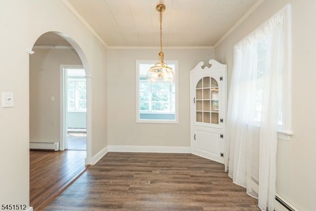 65 Kraft Pl, Ringwood Boro, NJ 07456