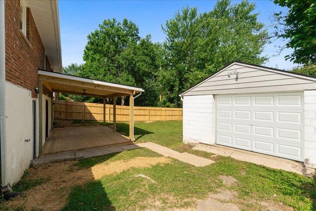 436 Peachtree Road, Lexington, KY 40509