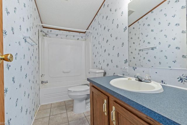 327 Johnny Harrell RD, Gates, NC 27937