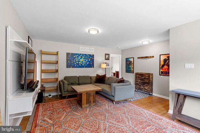 263 EGG HARBOR RD, Sewell, NJ 08080