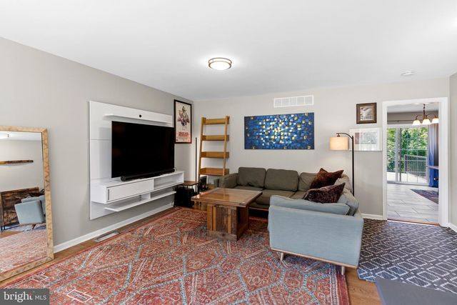 263 EGG HARBOR RD, Sewell, NJ 08080