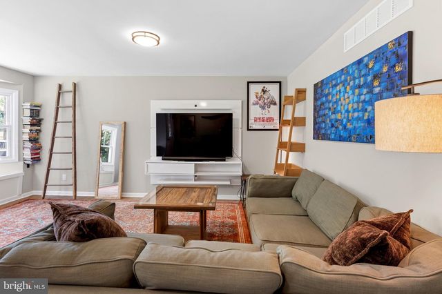 263 EGG HARBOR RD, Sewell, NJ 08080