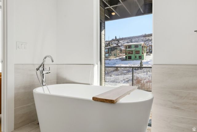 8216 N TOLL LN, Park City, UT 84098