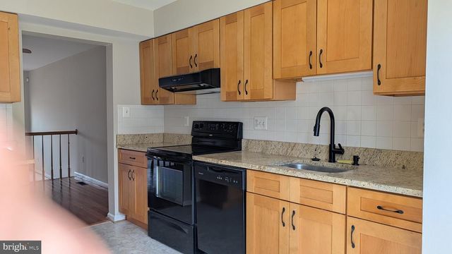 4454 STARLING CT, Woodbridge, VA 22193